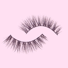 Load image into Gallery viewer, Amelia 3D Mink Lashes
