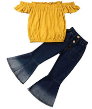 Load image into Gallery viewer, Toddler Girl&#39;s 2 Piece Crop Top and Bell Bottom Pants
